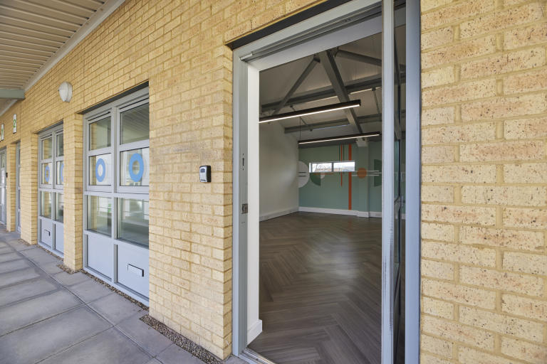 Versatile light industrial units in BROMSGROVE B603ET