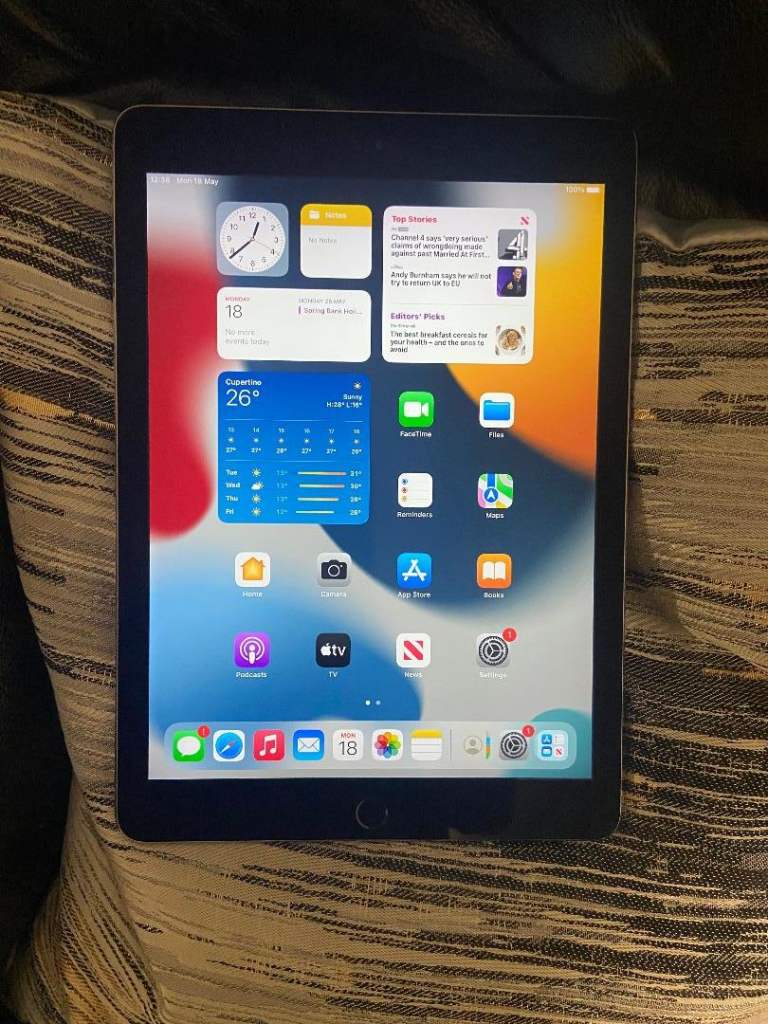 apple ipad please read cheap.