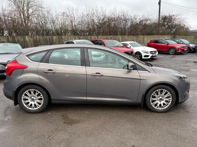 2012 Ford Focus 1.6 EcoBoost Titanium 5dr HATCHBACK PETROL Manual