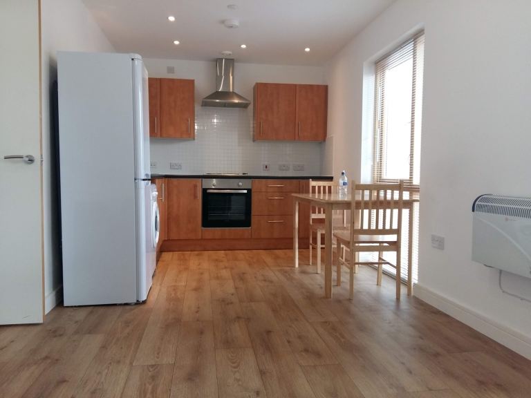 2 double bed Modern Flat Mansfield town centre 