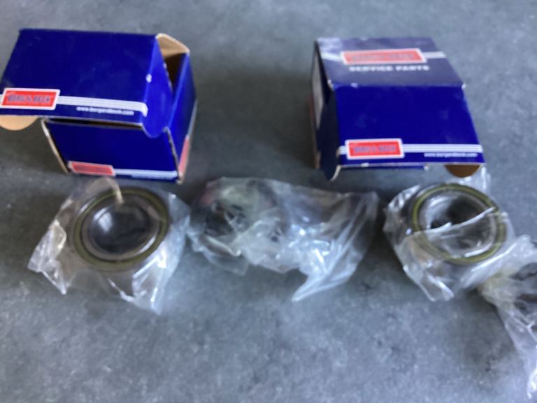 Toyota Corolla 2003 wheel bearings 