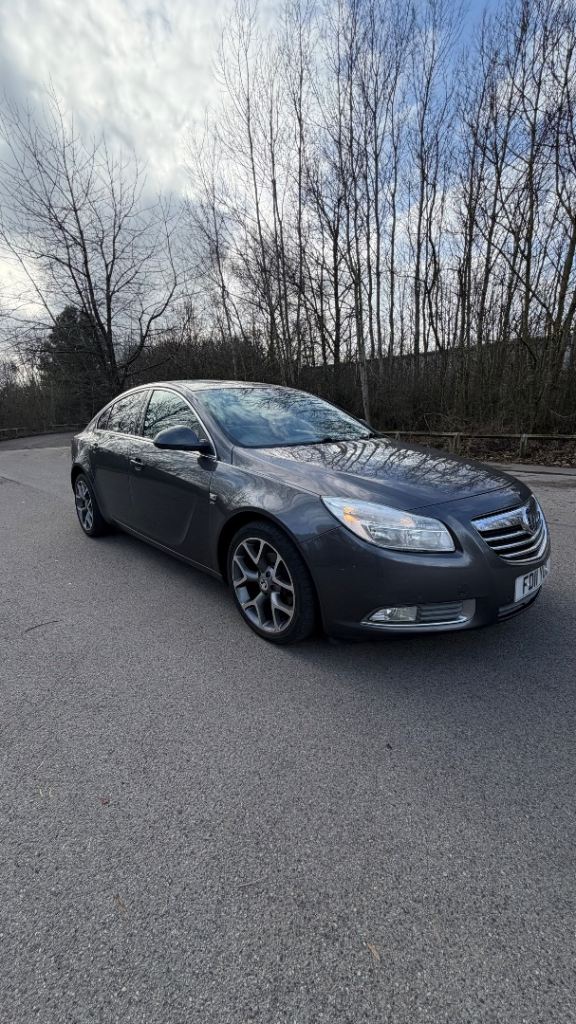 Vauxhall, INSIGNIA, Hatchback, 2011, Manual, 1956 (cc), 5 doors