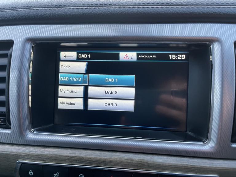 JAGUAR XF 2.2 d R-Sport 2014