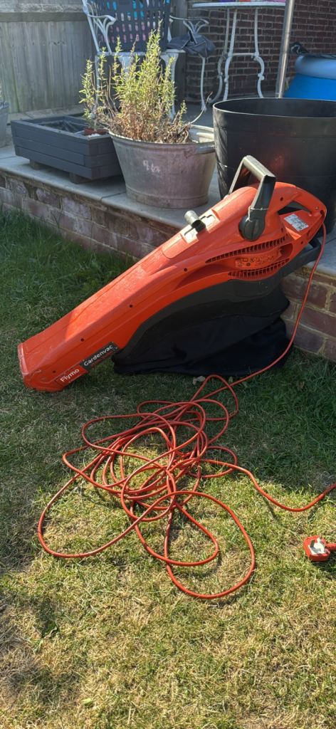 Flymo Garden Vac