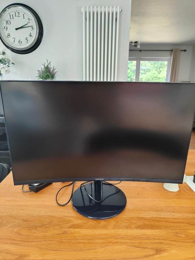 Samsung Curved 27in computer monitor