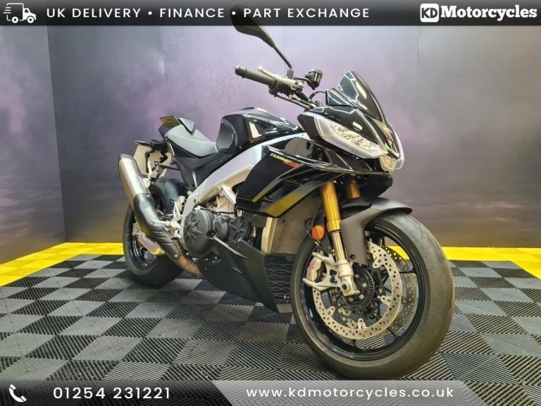Aprilia Tuono V4 1100 Factory Black HUGE SAVING ON ORIGINAL PRICE