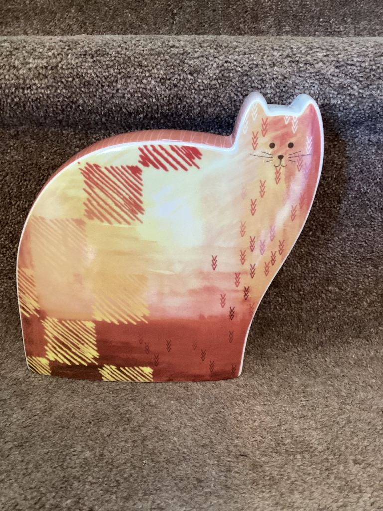 Royal Worcester Flatmates Oscar the Cat 7 inches tall £10