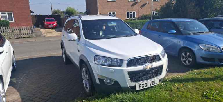 Chevrolet, CAPTIVA, Estate, 2011, Manual, 2231 (cc), 5 doors