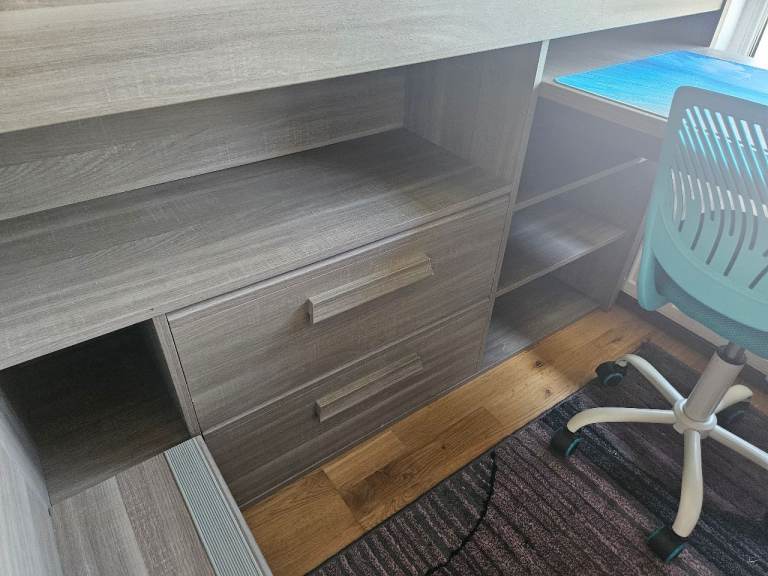 Kids bed