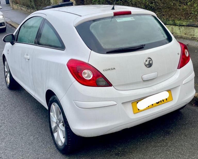 Vauxhall Corsa ❄️❄️1.2 16v petrol Excite Facelift Model 85 bhp Hpi clear Great car (2014 14)