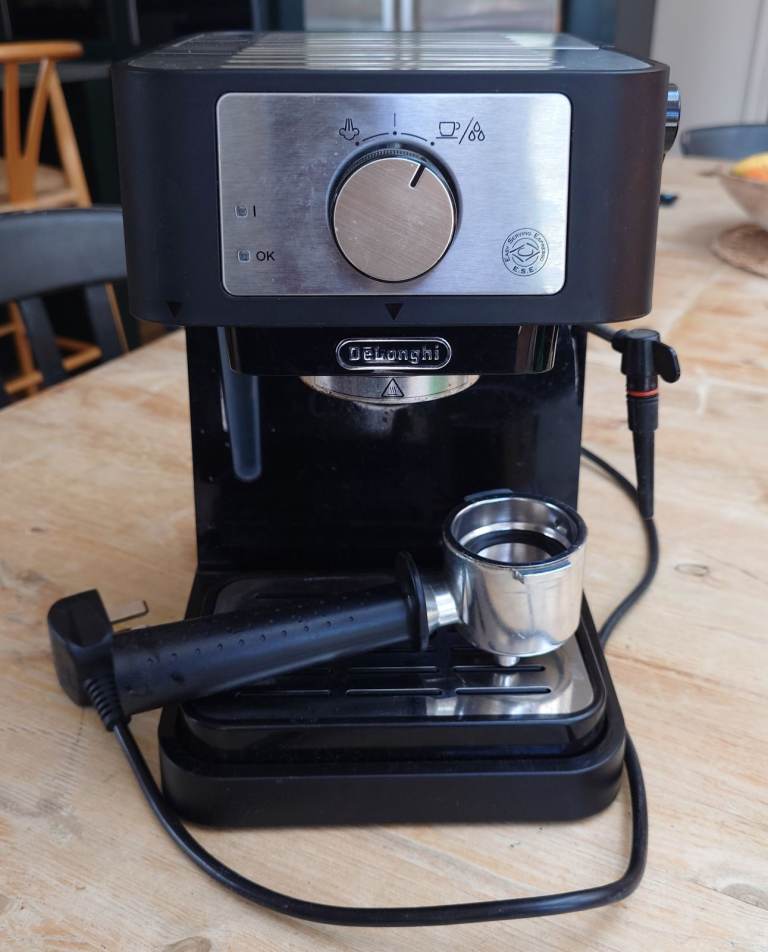 DeLonghi Espresso Machine – Black and Silver, Good Condition