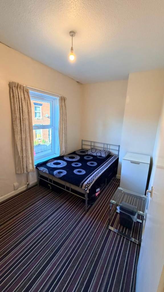 Room for rent 