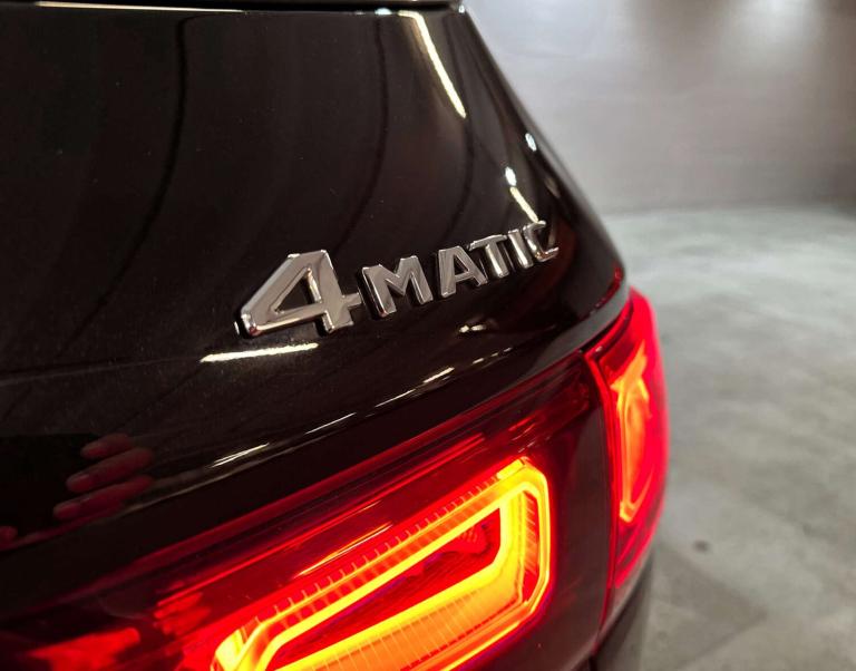 2021 Mercedes-Benz GLB 2.0 GLB 220 AMG Line Premium+ D 4Matic Auto 4WD 5dr SUV Diesel Automatic