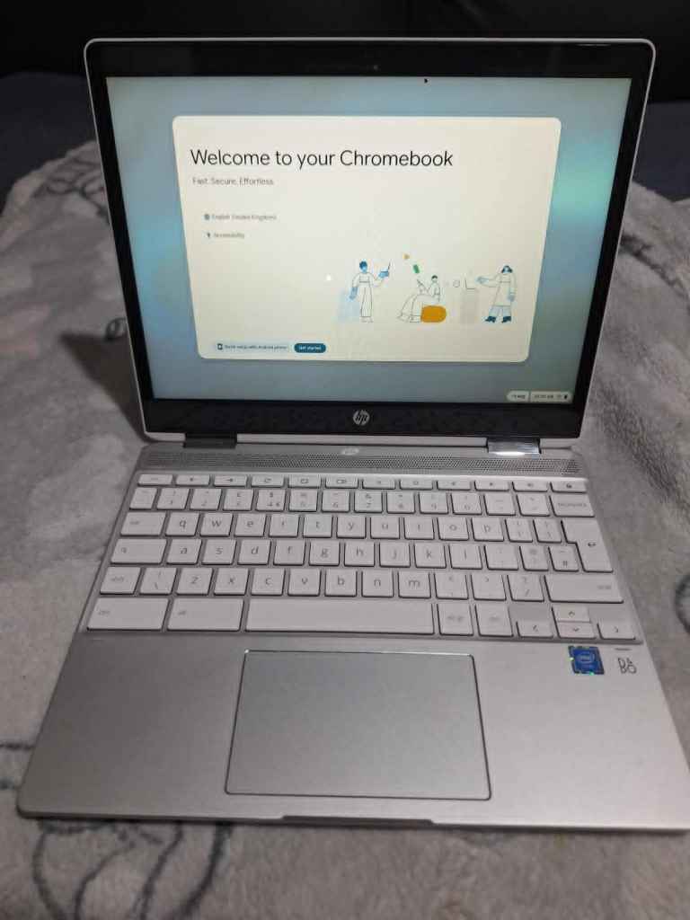 HP Chromebook x360,intel,4gb ram,laptop