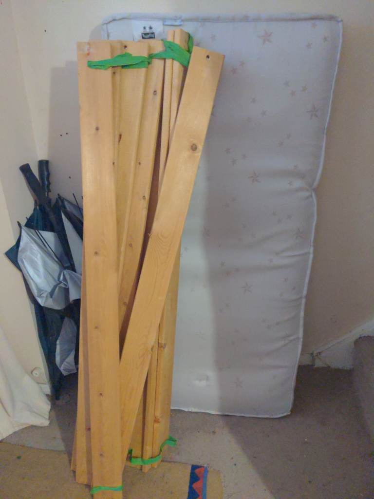 Wooden bed slats for double bed 