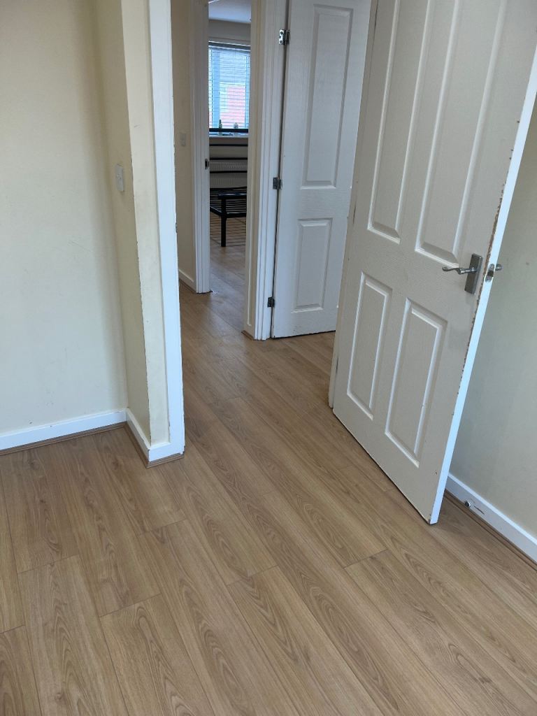 * Quality Laminate Flooring | Professional Installation