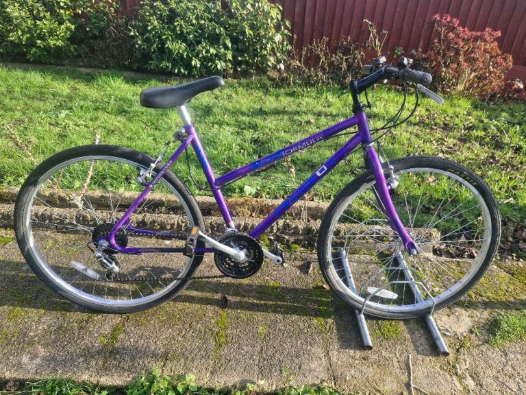 image for GIRLS LADIES WOMES ADULTS PEUGEOT 26 INCH WHELLS 18 INCH FRAME 18 SPEED BIKE BICYCLE