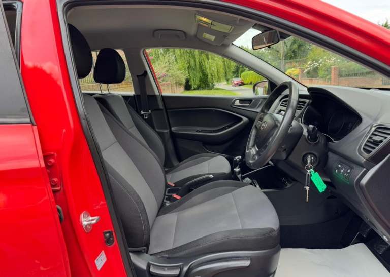 2019 HYUNDAI i20 1.2 MPi SE GENUINE 54,000 MILES RUNS/DRIVES GREAT JUST SERVICED