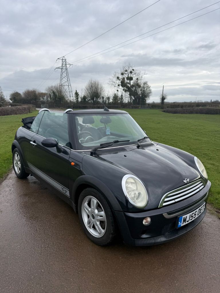 Mini, CONVERTIBLE, Convertible, 2005, Manual, 1598 (cc), 2 doors