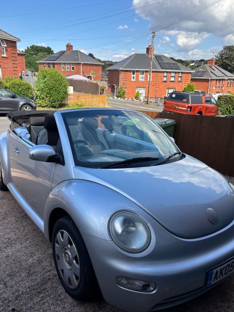 Volkswagen, BEETLE, Convertible, 2005, Manual, 1596 (cc), 2 doors