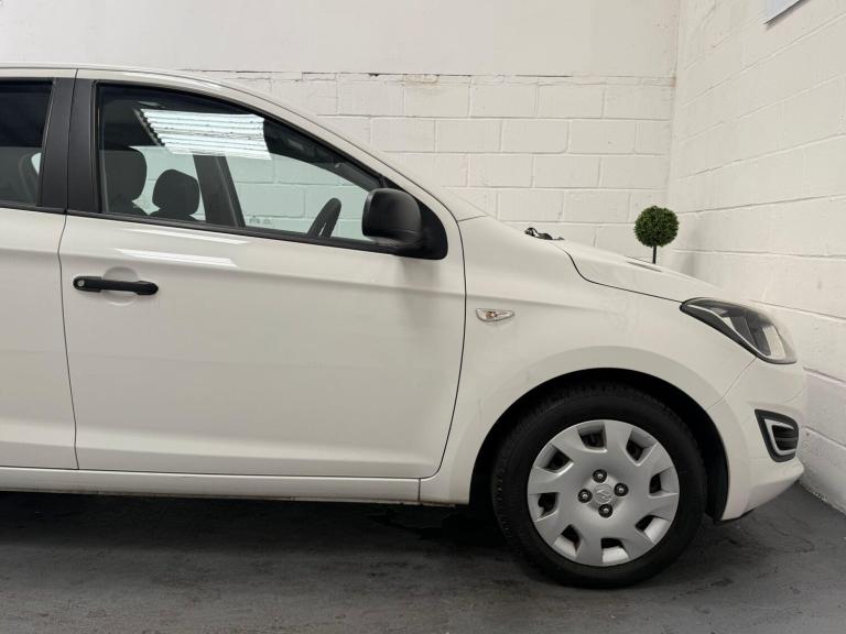 2014 Hyundai i20 1.2 Classic Euro 5 5dr HATCHBACK Petrol Manual