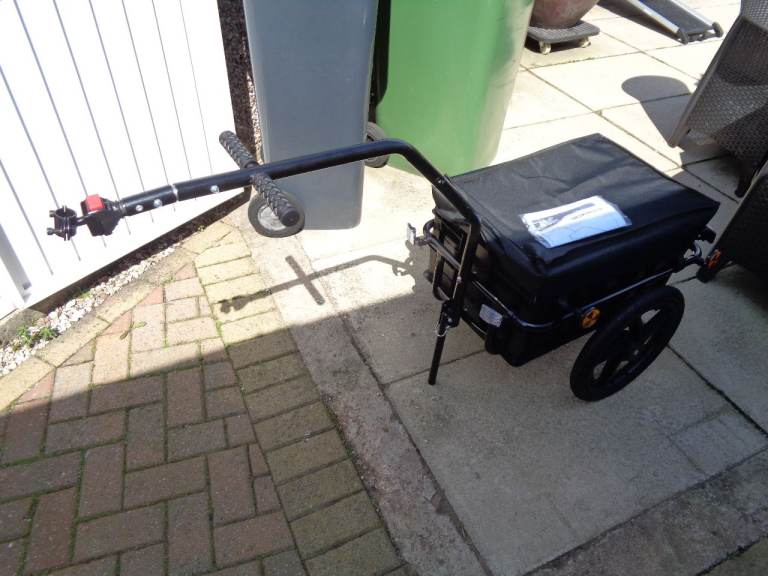 Homcom New Bike trailer with cover 
