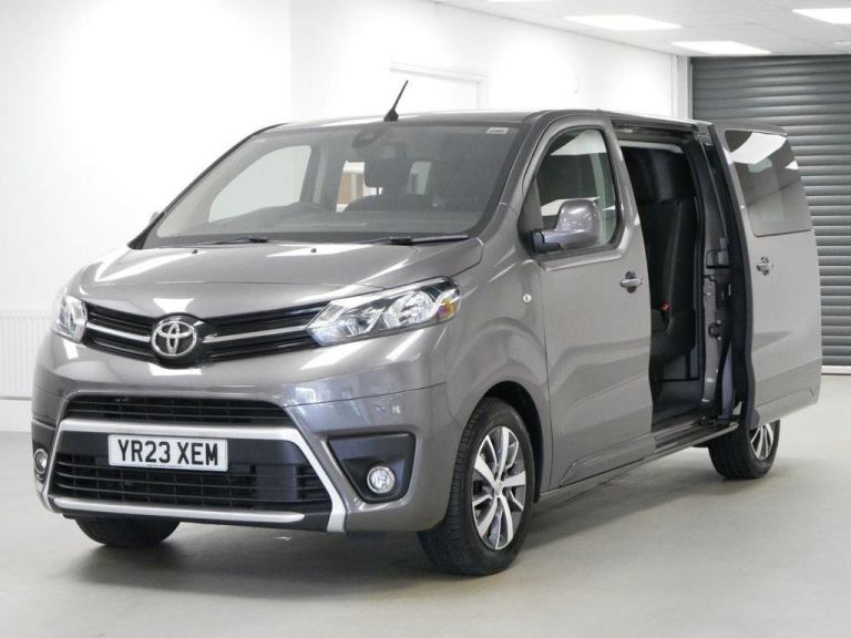 2023 TOYOTA PROACE 2.0 D 180 BHP LONG DESIGN AUTOMATIC 6 SEATER CREWCAB
