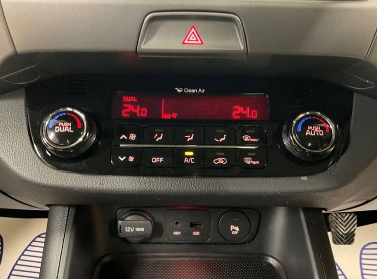 2014 Kia Sportage 1.7 CRDi EcoDynamics 3 SUV 5dr Diesel Manual 2WD Euro 5 (s/s) (114 bhp) ESTATE ...