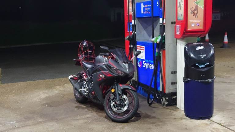 Motorcycle: YZF R3 320CC Insurance Catergory N. Minor damage from low speed fall