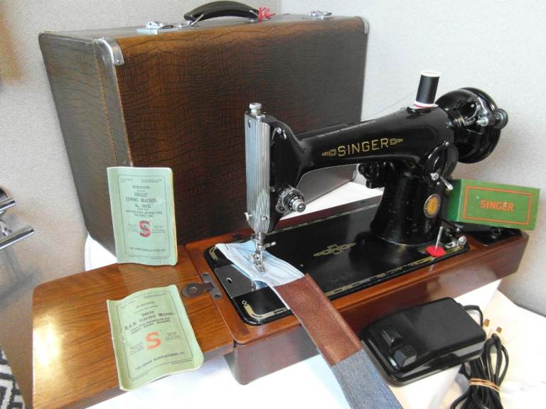 BEST SINGER SEWING MACHINE EVER? 201k-CENTENIAL BADGE-SERVICED-HEAVY DUTY