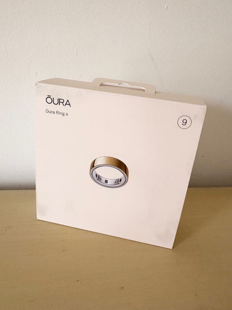 Oura Ring 4 Gold Size 9 – NEW sealed never used