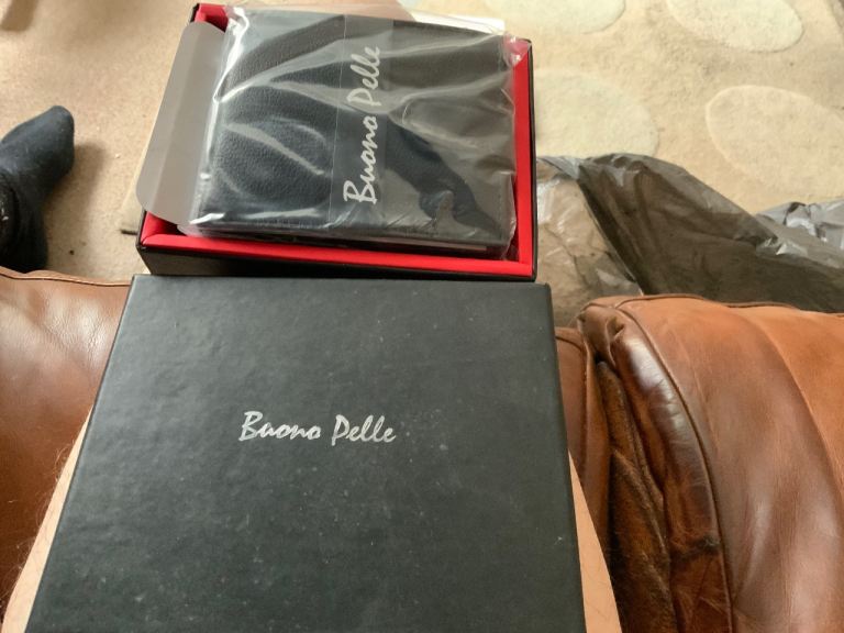 Black man wallet brand new boxed genuine £35 