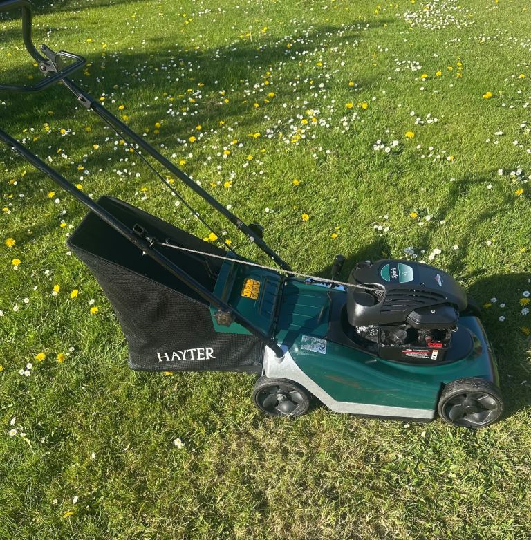 Hayter Spirit41 petrol lawnmower composite deck Briggs easy start mower serviced sharpened 