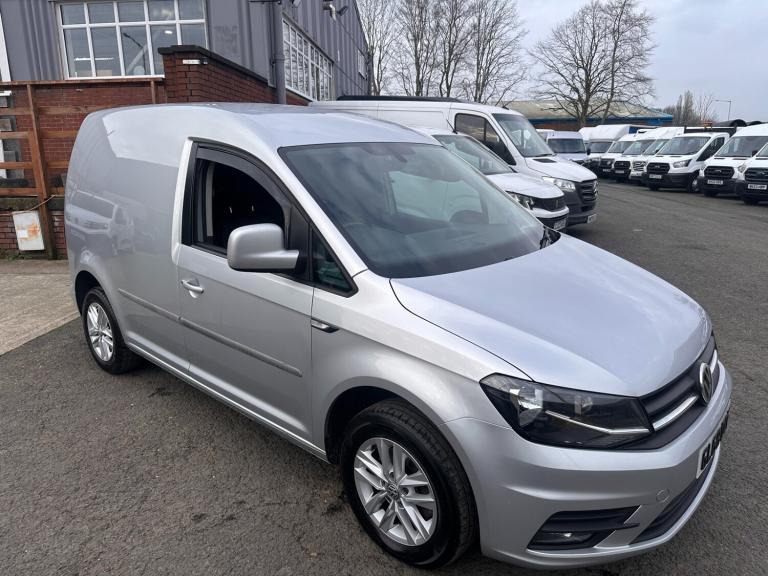 2018 68 VOLKSWAGEN CADDY 2.0 TDI BlueMotion Tech 102PS Highline Nav Van *NO VAT*