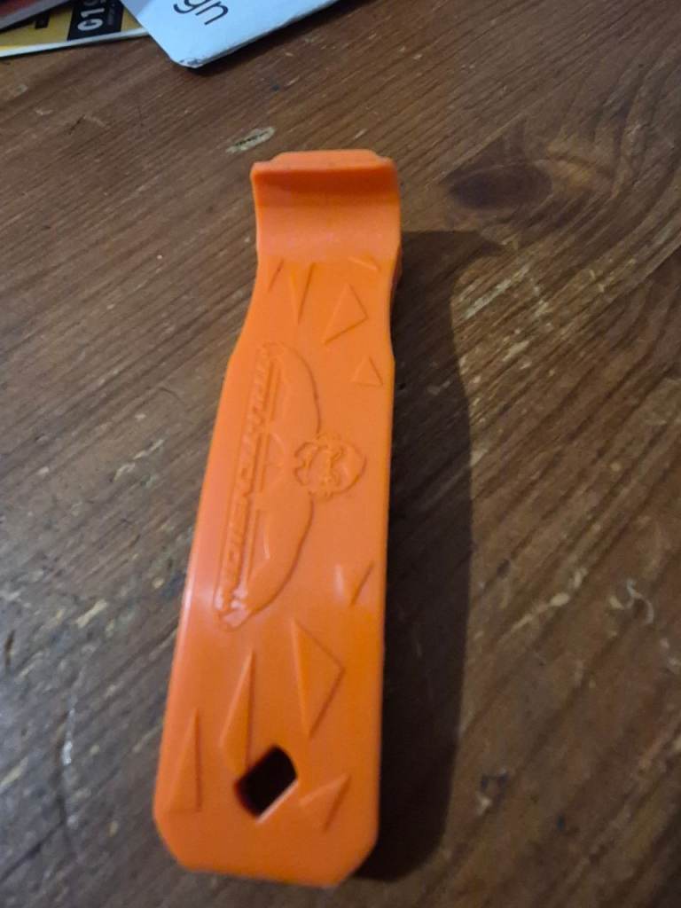 Genuine Tru-Tension tyre levers.