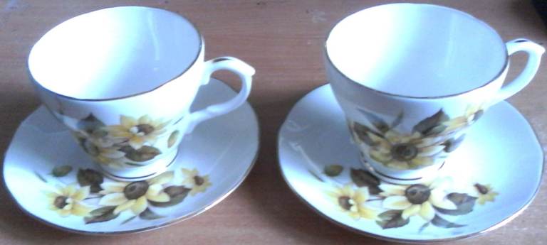 Pair of Vintage Duchess Sunflower Tea Cups & Saucers
