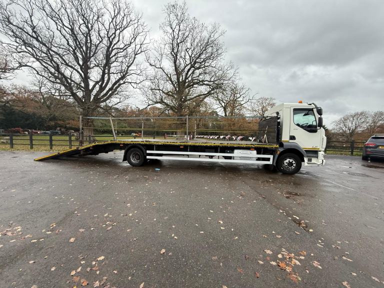 DAF LF 210 BEAVER TAIL WITH WINCH