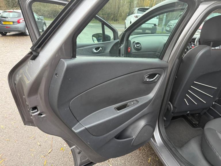 2016 Renault Captur 1.5 dCi 110 Dynamique Nav 5dr HATCHBACK DIESEL Manual