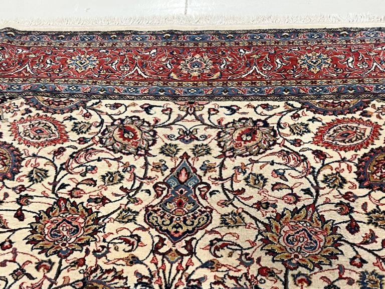 Persian sarouk rug 270x350cm