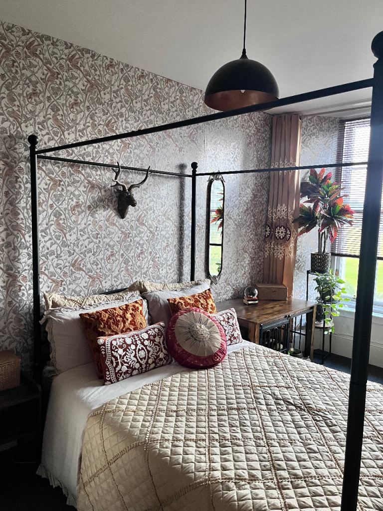 Black Metal Four-Poster Double Bed Frame – Good Condition