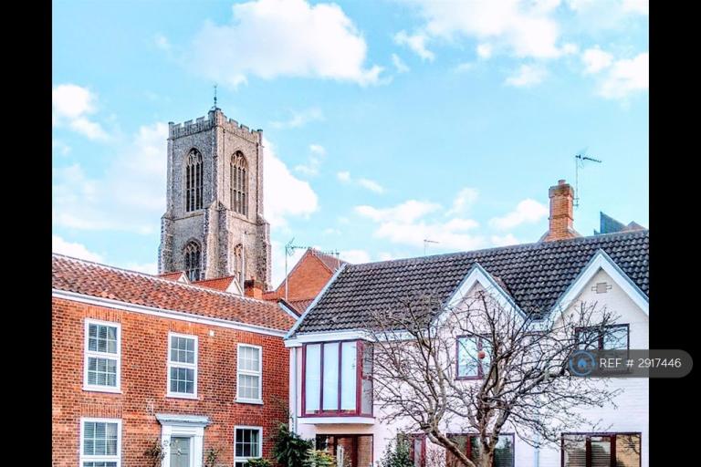 3 bedroom house in Damocles Court, Norwich, NR2 (3 bed) (#2917446)