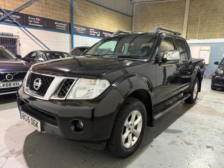 2015 Nissan Navara Double Cab Pick Up Tekna 2.5dCi 190 4WD PICK UP DIESEL Manual