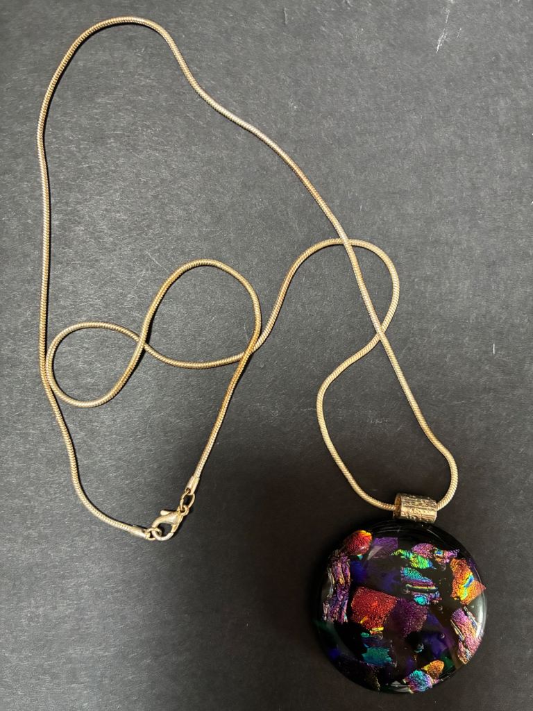 Pendant necklace 
