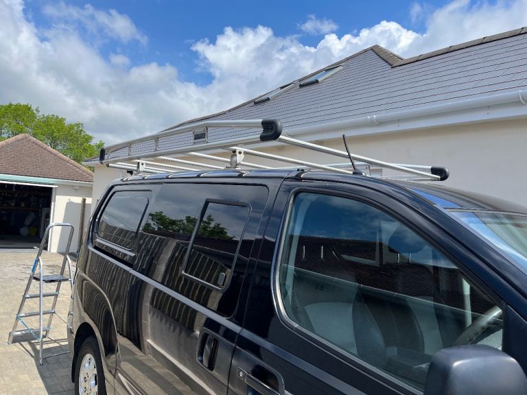 AluRack lightweight, heavy duty roofrack
