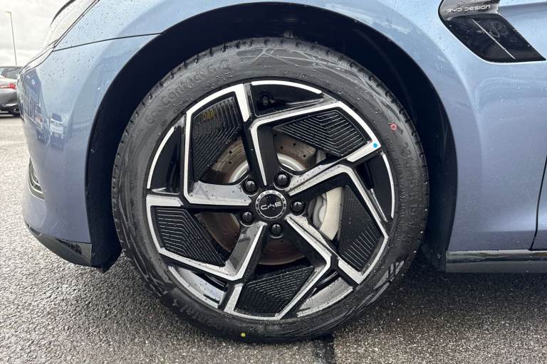 2025 BYD Seal 82.5kWh Excellence Auto AWD 4dr Saloon Automatic