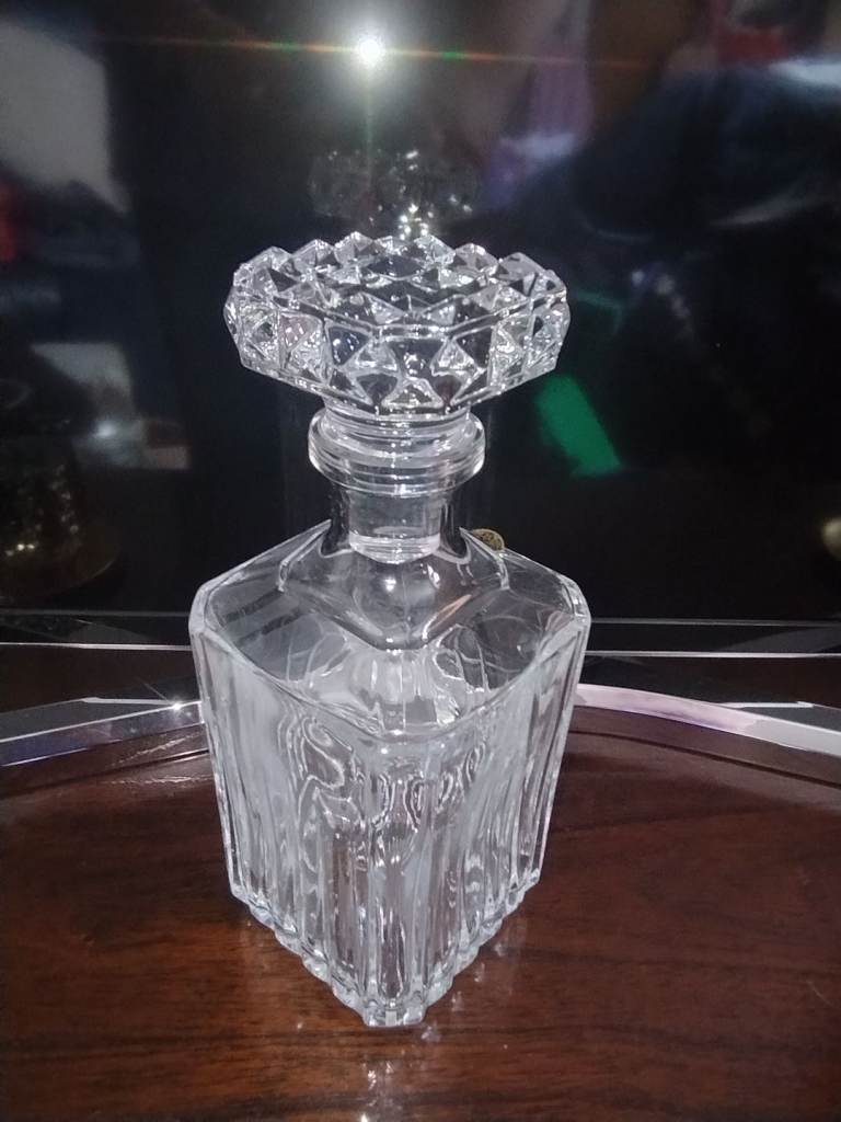 Decanter, Crystal Etoile, France, Lead Crystal 24%.