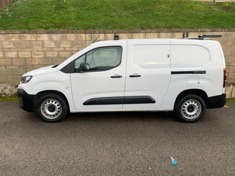 CITROEN BERLINGO 1.5 950 LWB ENTERPRISE XL ONLY 7,446 MILES VAT INCLUDED 2024