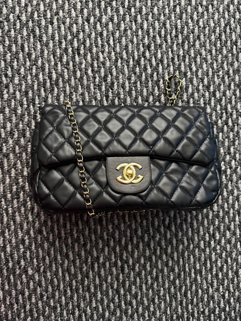 image for Chanel shoulder bag