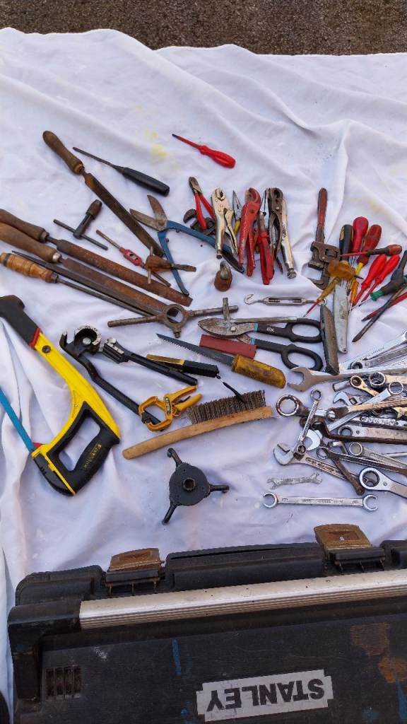 Toolbox and mixed tools