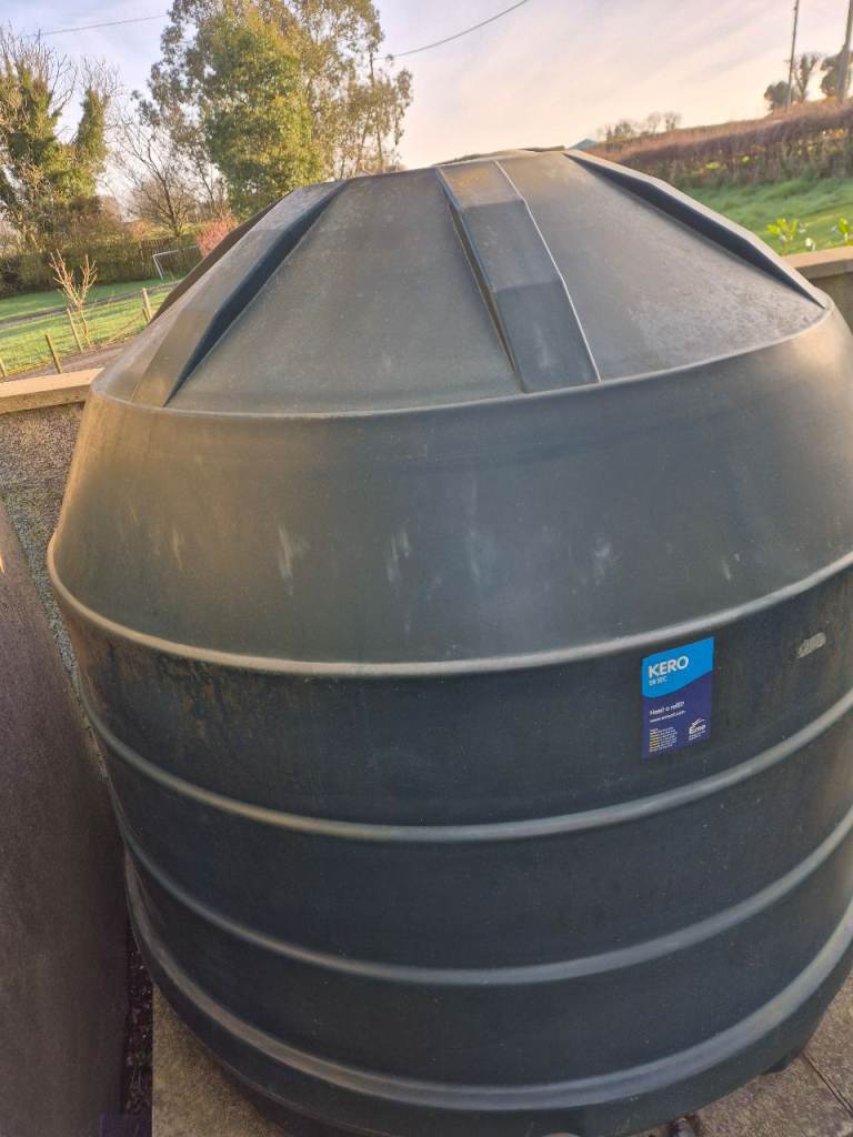 Free oil tank